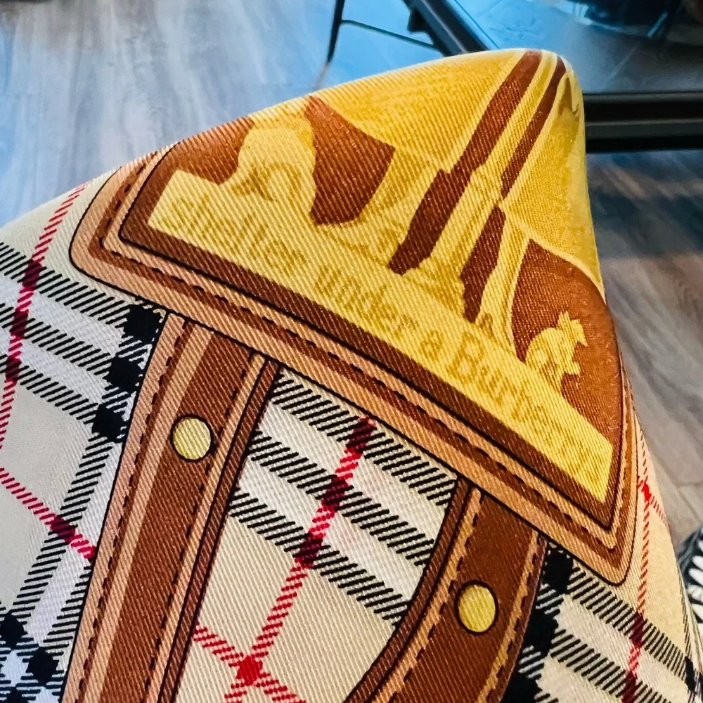 Vintage Burberry scarf silk like new rating 10/9.75